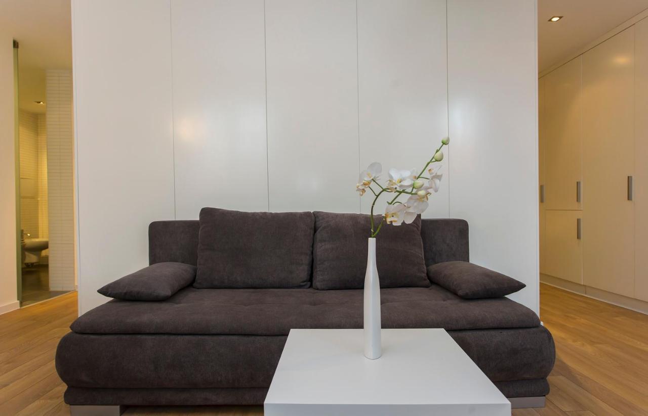 Modern Apartment In The City Center Sofia Eksteriør bilde